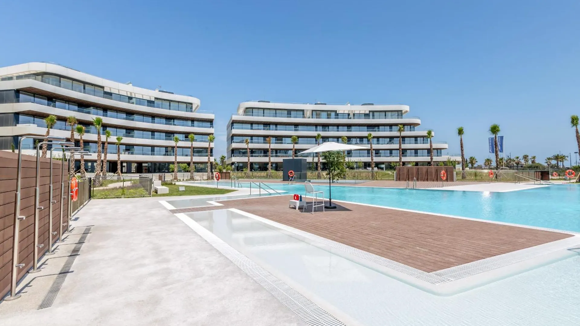 Vivi Homes - Sana Pool, Sauna, Gym & Beach Torremolinos 0*,